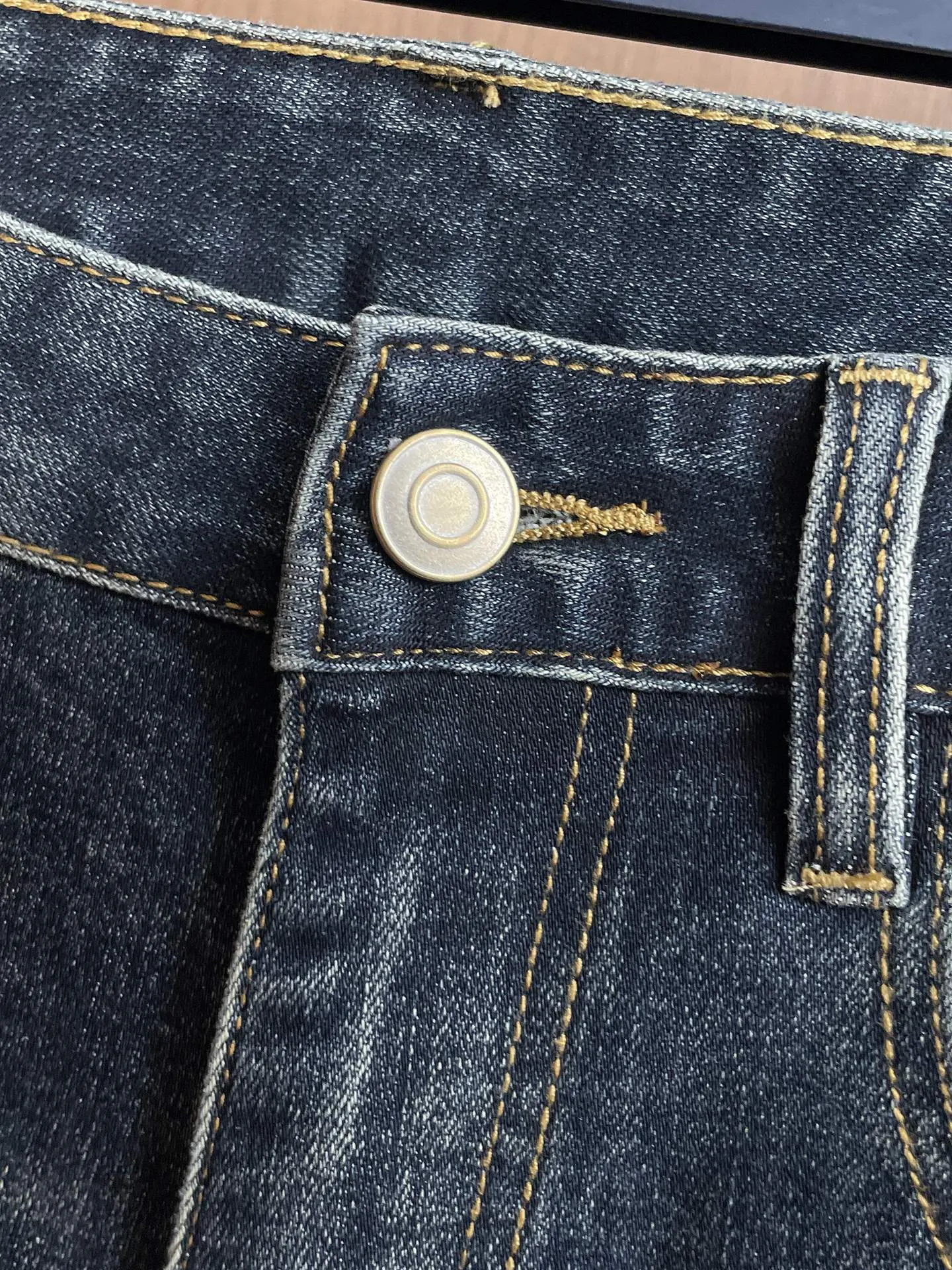 P260 Paul 25ss autumn and winter new jeans, high elastic fabric, imported custom high-end washed cloth 🌹🌹High breathability and comfort, impeccable details, brand element design concept, reflecting high quality. It feels delicate and soft! It presents a casual cut and the upper body shape is great! Yardage: 28-38 (no 35.37)